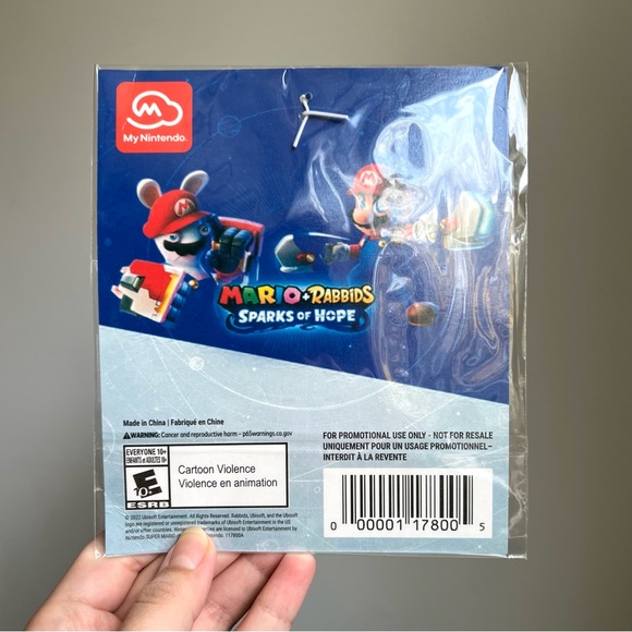 Nintendo Mario + Rabbids glittery star key chain - Picture 2 of 3